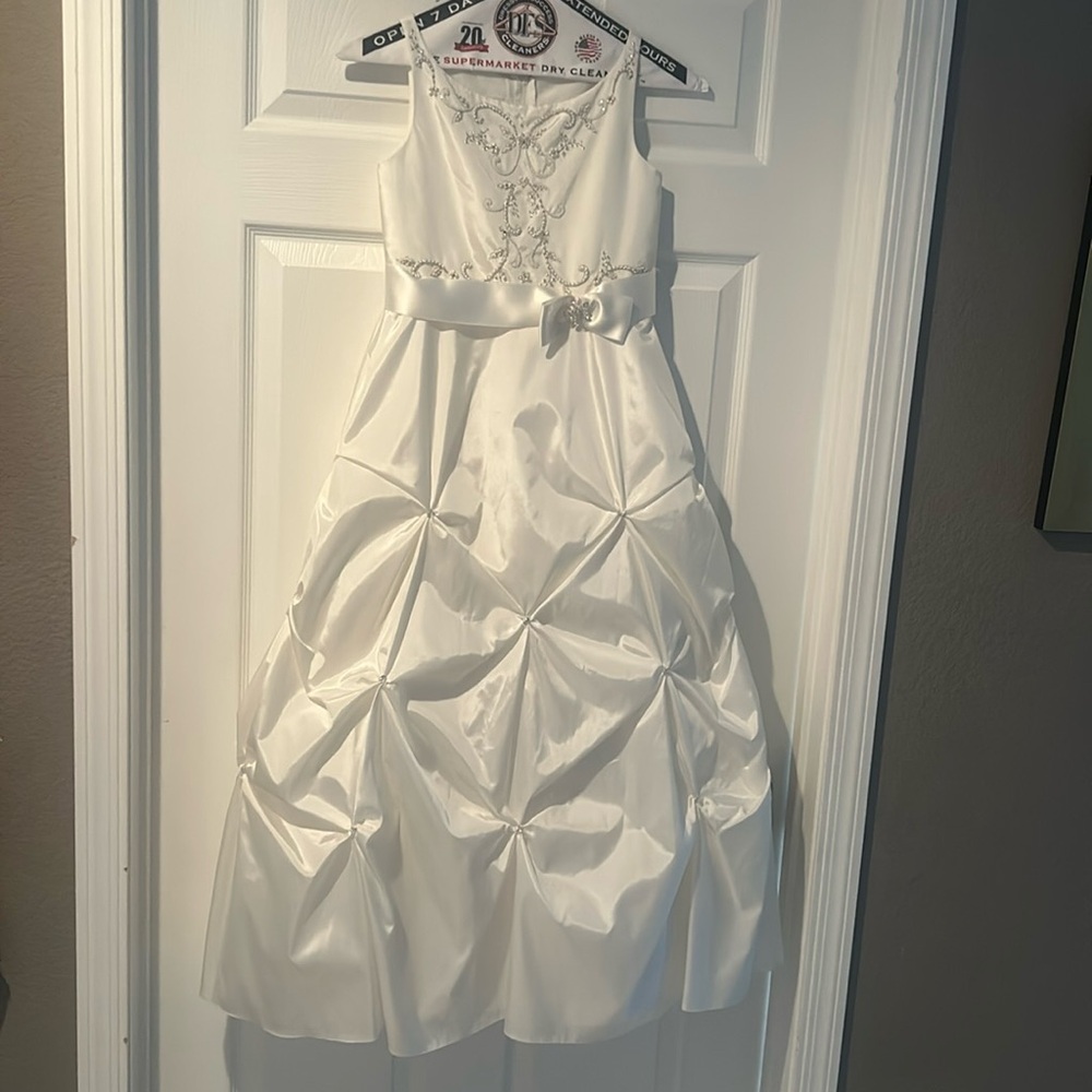 Size 8 Child Mon Cheri Couture Dress